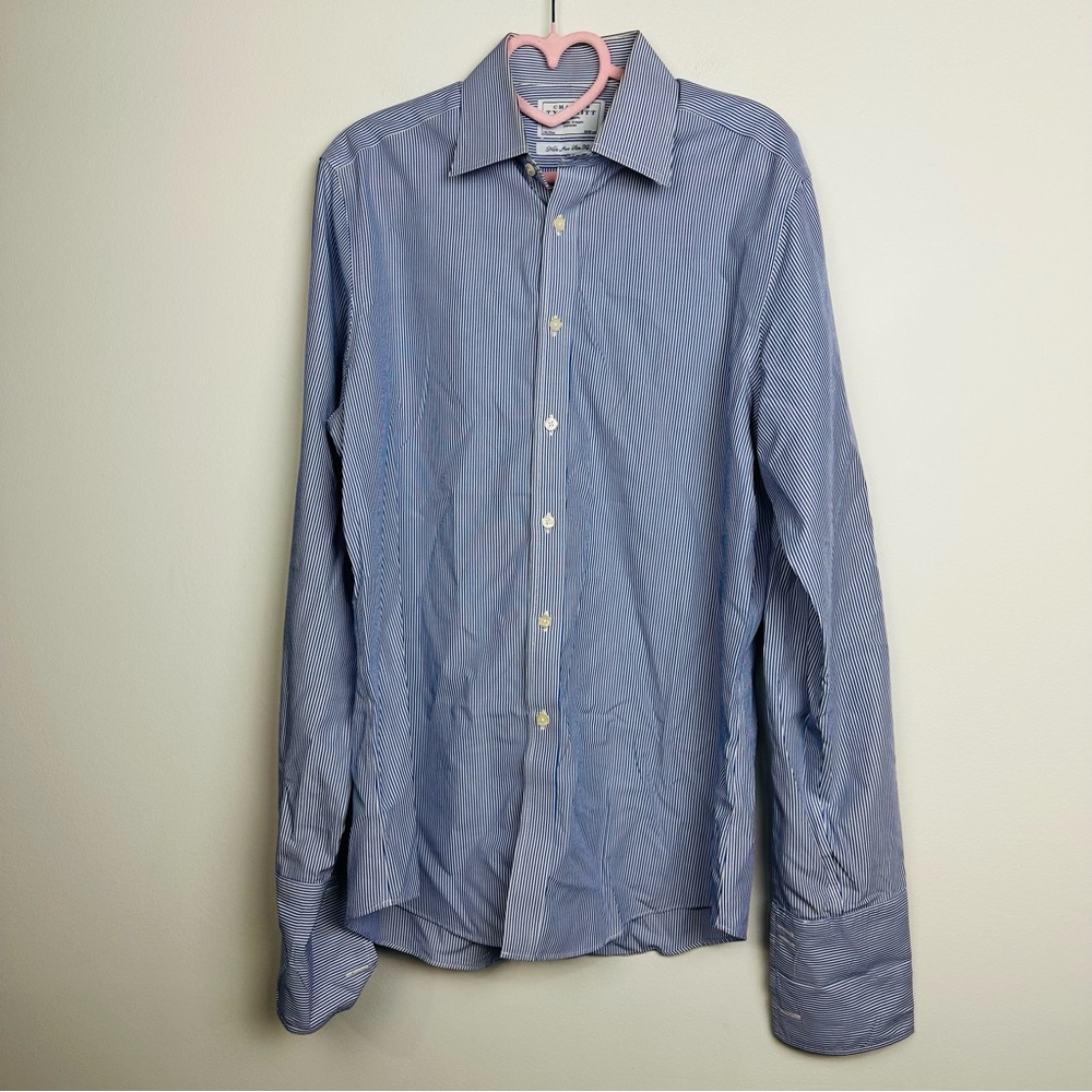 Charles Tyrwhitt Light Blue Pinstripe Long sleeve button down Dress Shirt